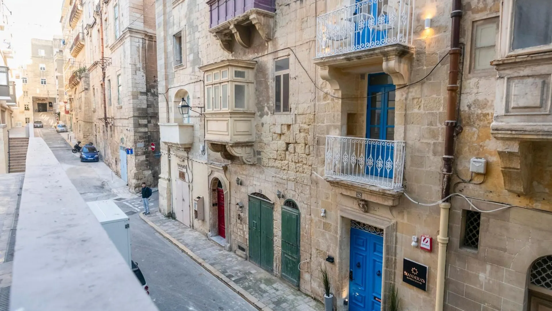 Mandera'S Boutique Suites & Dorms Βαλέτα