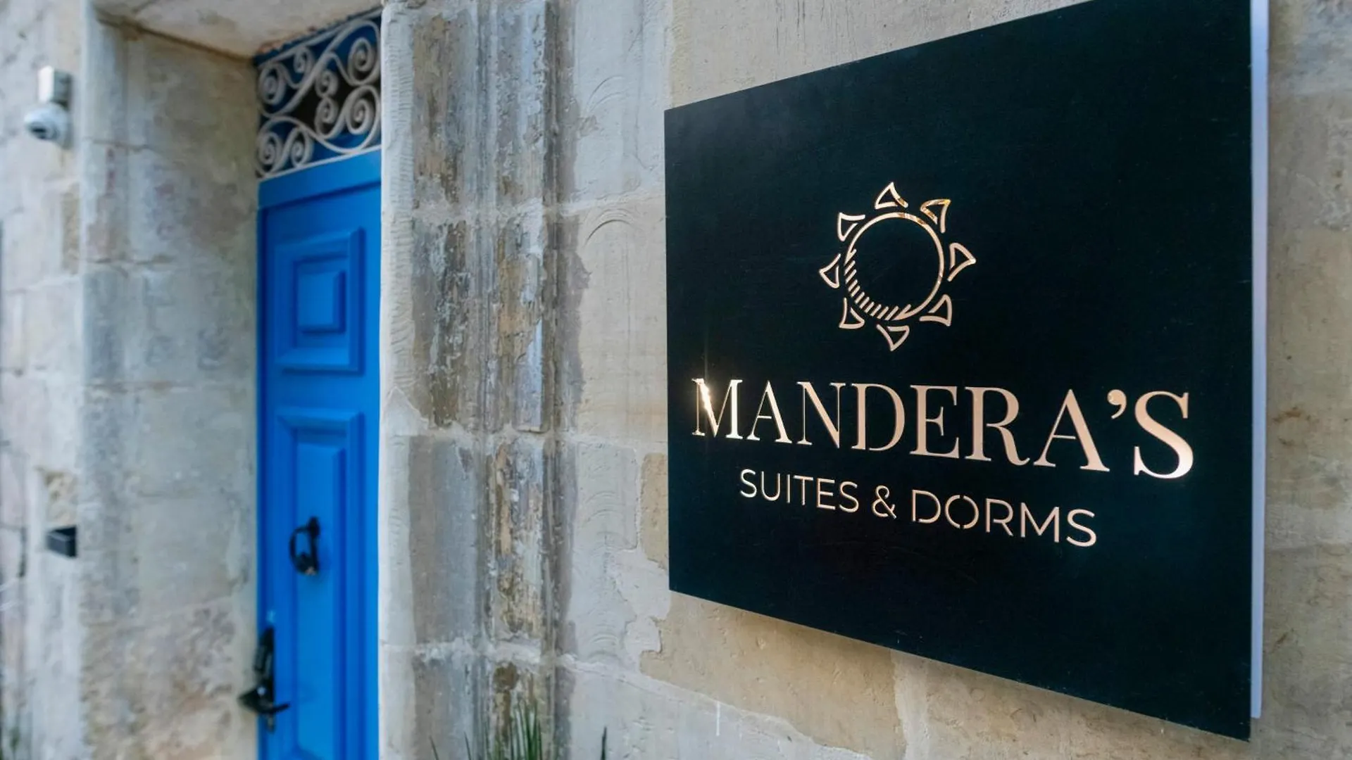 Mandera'S Boutique Suites & Dorms La Valeta