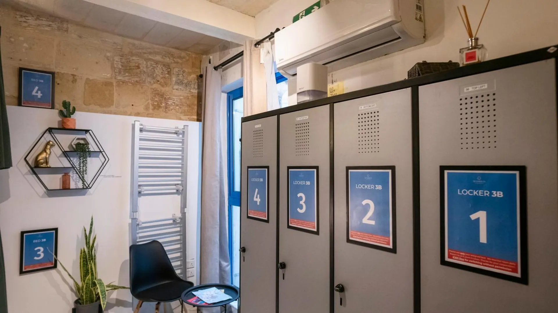 Mandera'S Boutique Suites & Dorms Βαλέτα Πανσιόν