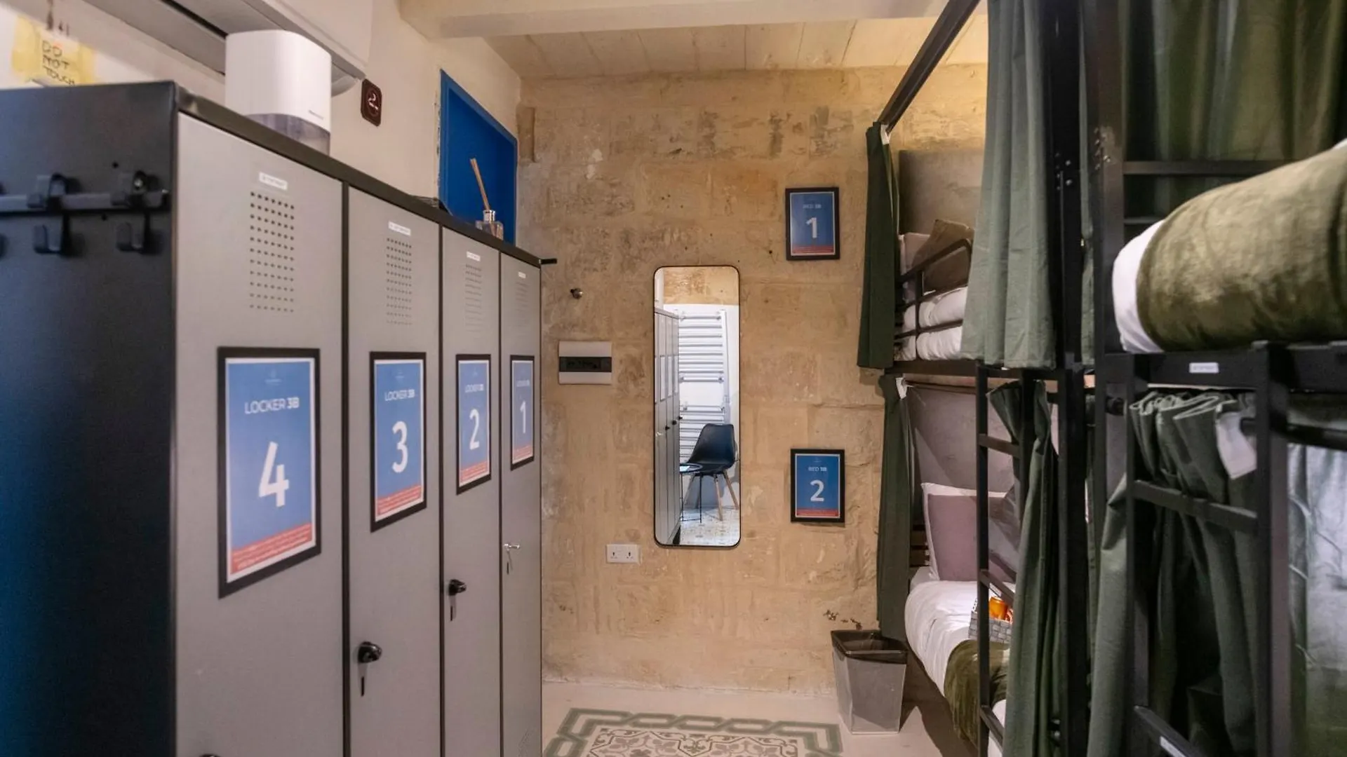 Mandera'S Boutique Suites & Dorms Valletta 0*,
