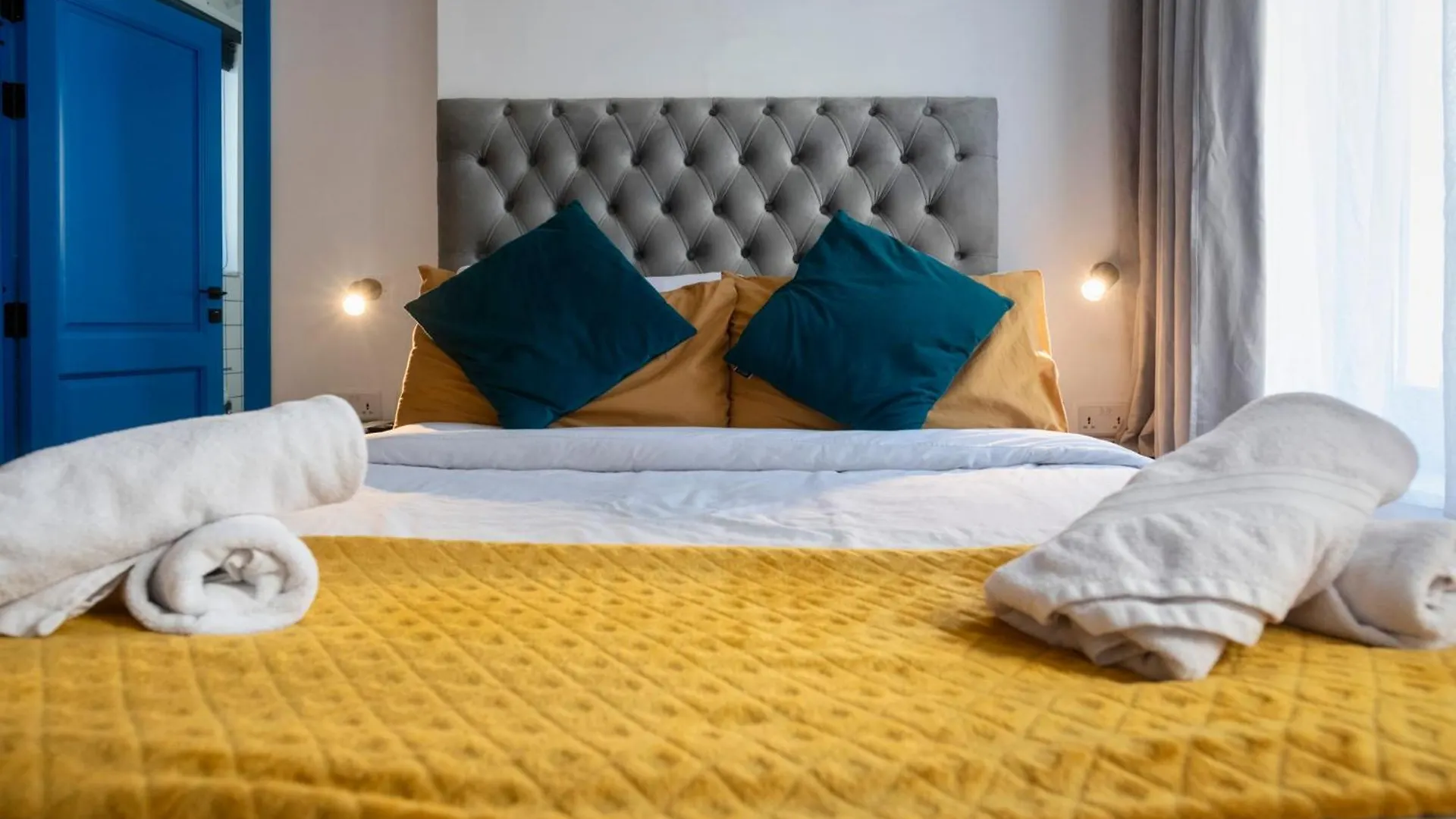 Mandera'S Boutique Suites & Dorms Valletta
