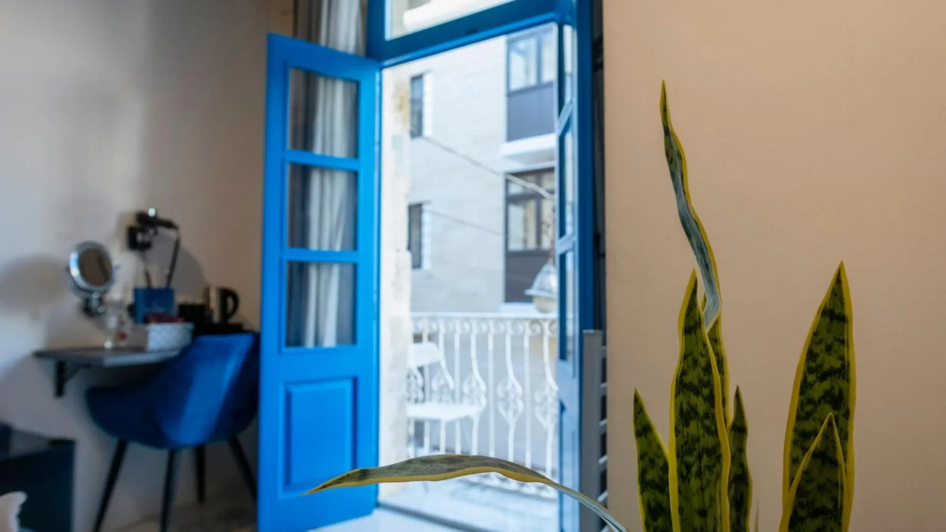 Mandera'S Boutique Suites & Dorms Valletta