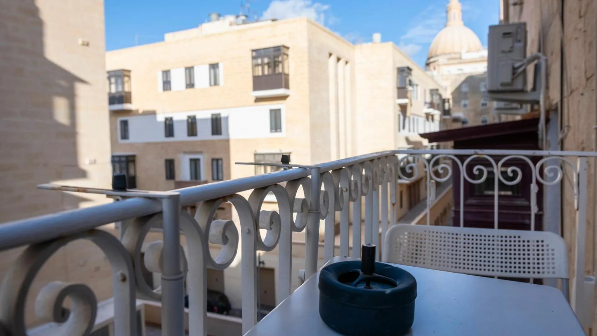 Mandera'S Boutique Suites & Dorms Valletta 0*,